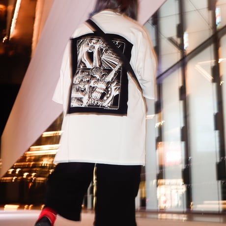 【AFYF】 KMN LIKE HUMAN PREMIUM T SHIRT [WH-MANGA]