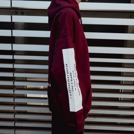 【AFYF ON GILDAN社】 DARK BEAR HOODED SW [MAROON-TSUMUTSUMU]