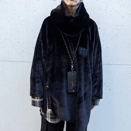 【AFYF】OFF TURTLE PONCHO [FUR BLK］