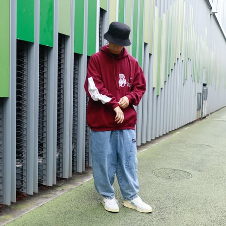 【AFYF ON GILDAN社】 DARK BEAR HOODED SW [MAROON-TSUMUTSUMU]