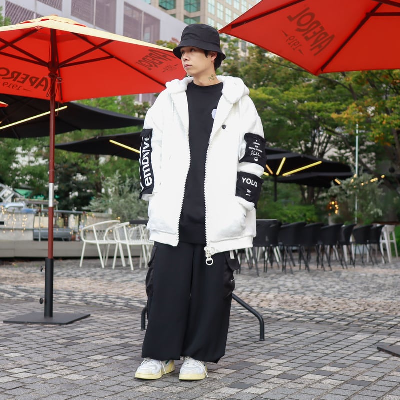 【rovtski】ユニセックス　AFYF FUR ZIP ブルゾン rovtski】ユニセックスAFYF FUR ZIP ブルゾン