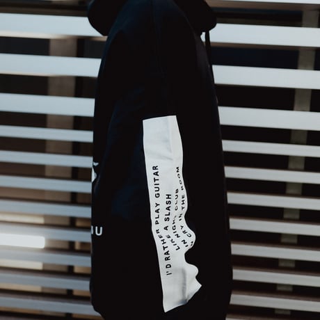 【AFYF ON GILDAN社】DARK BEAR HOODED SW [BLACK-TSUMUTSUMU]