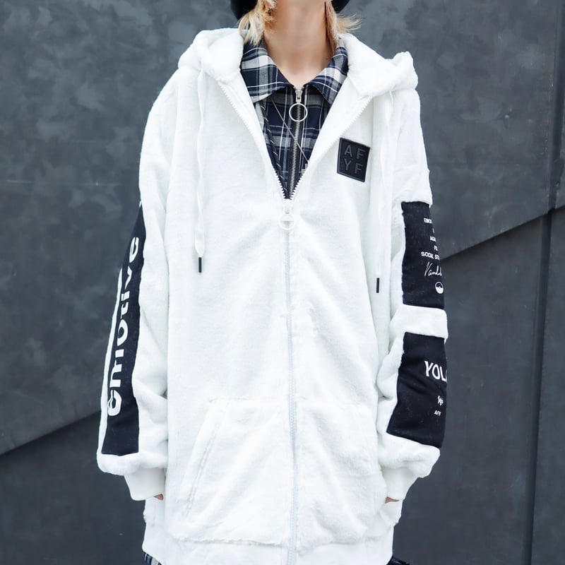 AFYF】FUR ZIP PK [OFF WHITE］ | rovtski ロフトスキー 公...