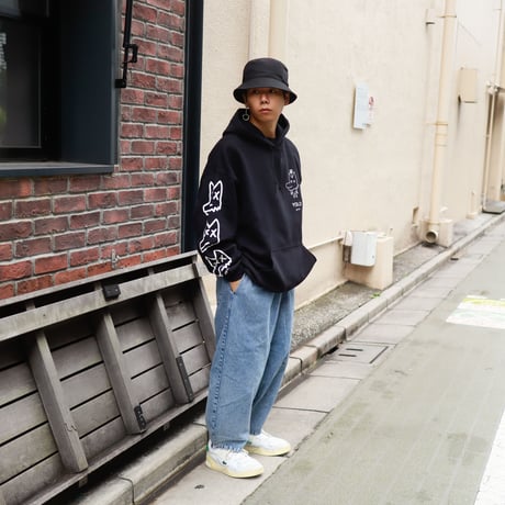 【AFYF ON GILDAN社】 SOUVENIR HOODED SW2 [BLACK-PEKETSUMU]