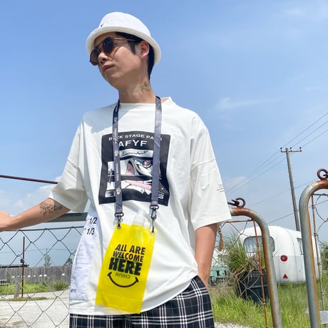 【AFYF】 KMN LIKE HUMAN PREMIUM T SHIRT [WH-DRUM]