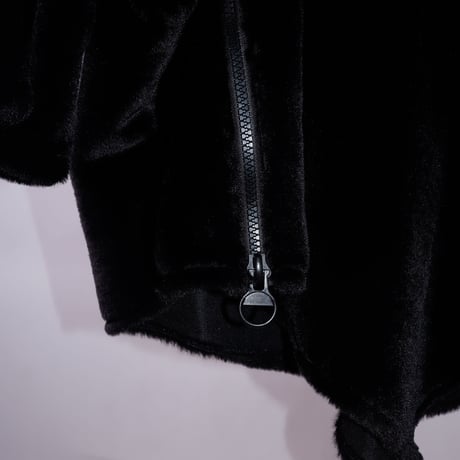 【AFYF】OFF TURTLE PONCHO [FUR BLK］