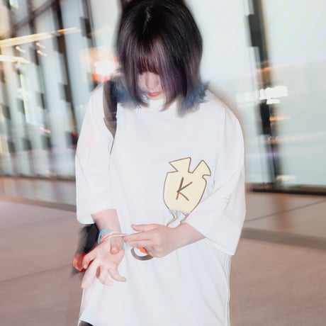 【AFYF】 KMN LIKE HUMAN PREMIUM T SHIRT [WH-MANGA]