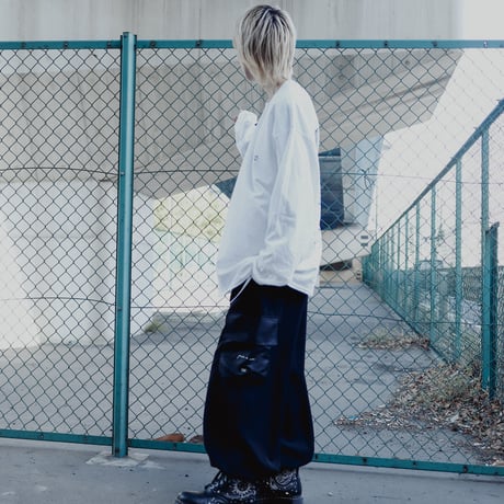【AFYF ON GILDAN社】SOUVENIR LS T SHIRT1[WHITE-GUITAR]