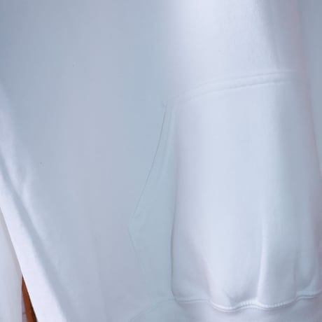 【AFYF ON GILDAN社】 SOUVENIR HOODED SW3 [WHITE-DRUM BEAR]