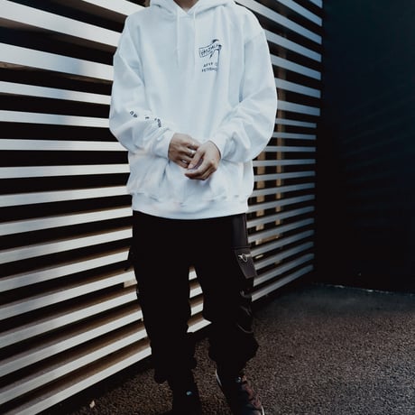 【AFYF ON GILDAN社】 SOUVENIR HOODED SW2 [WHT-LIVE IN THE DARK]