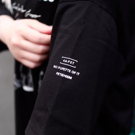 【AFYF】 KMN LIKE HUMAN PREMIUM T SHIRT [BK-GUITAR]