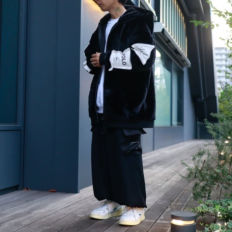 【AFYF】FUR ZIP PK [BLACK］