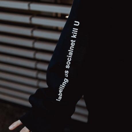 【AFYF ON GILDAN社】 SOUVENIR HOODED SW2 [BLACK-SLEEP]