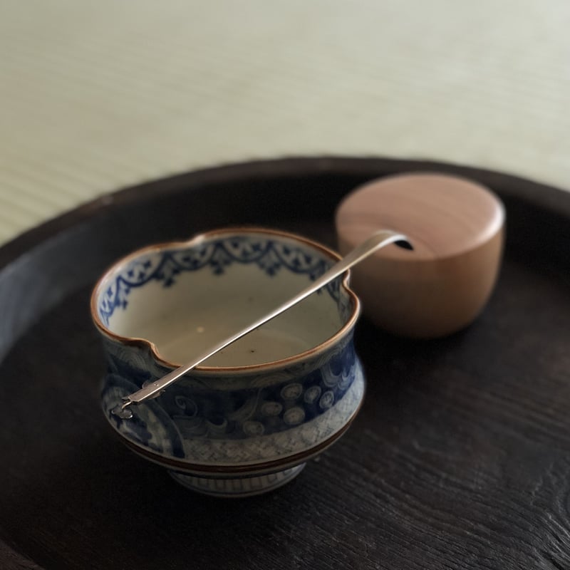 梅の花の手浮彫り茶則 茶杓 新品未使用 茶道具 茶杓【梅と鶯】 | metal smith Yukari Ohara