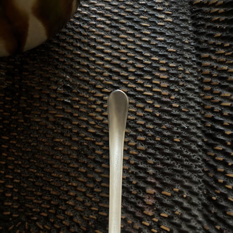 南鐐中節茶杓【下節•白仕上げ•小さめ】