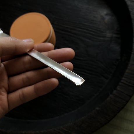 南鐐板茶杓【白仕上げ】