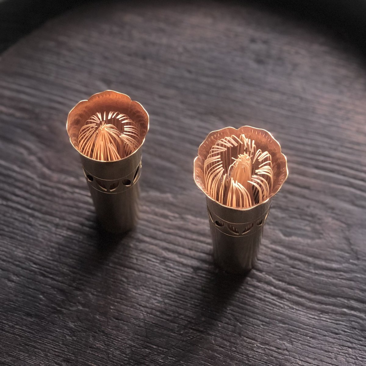 黄銅輪花茶筅筒 【大•茶筅なし】 | metal smith Yukari Ohara 黄銅輪花茶筅筒 【大•茶筅なし】 | metal smith Yukari Ohara