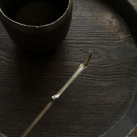南鐐中節茶杓【二段撓め•いぶし銀③】