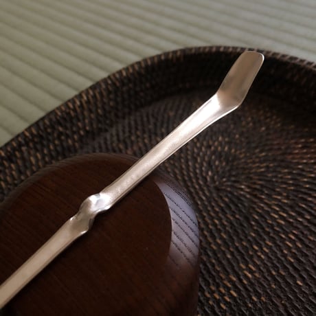 南鐐中節茶杓【白仕上げ】