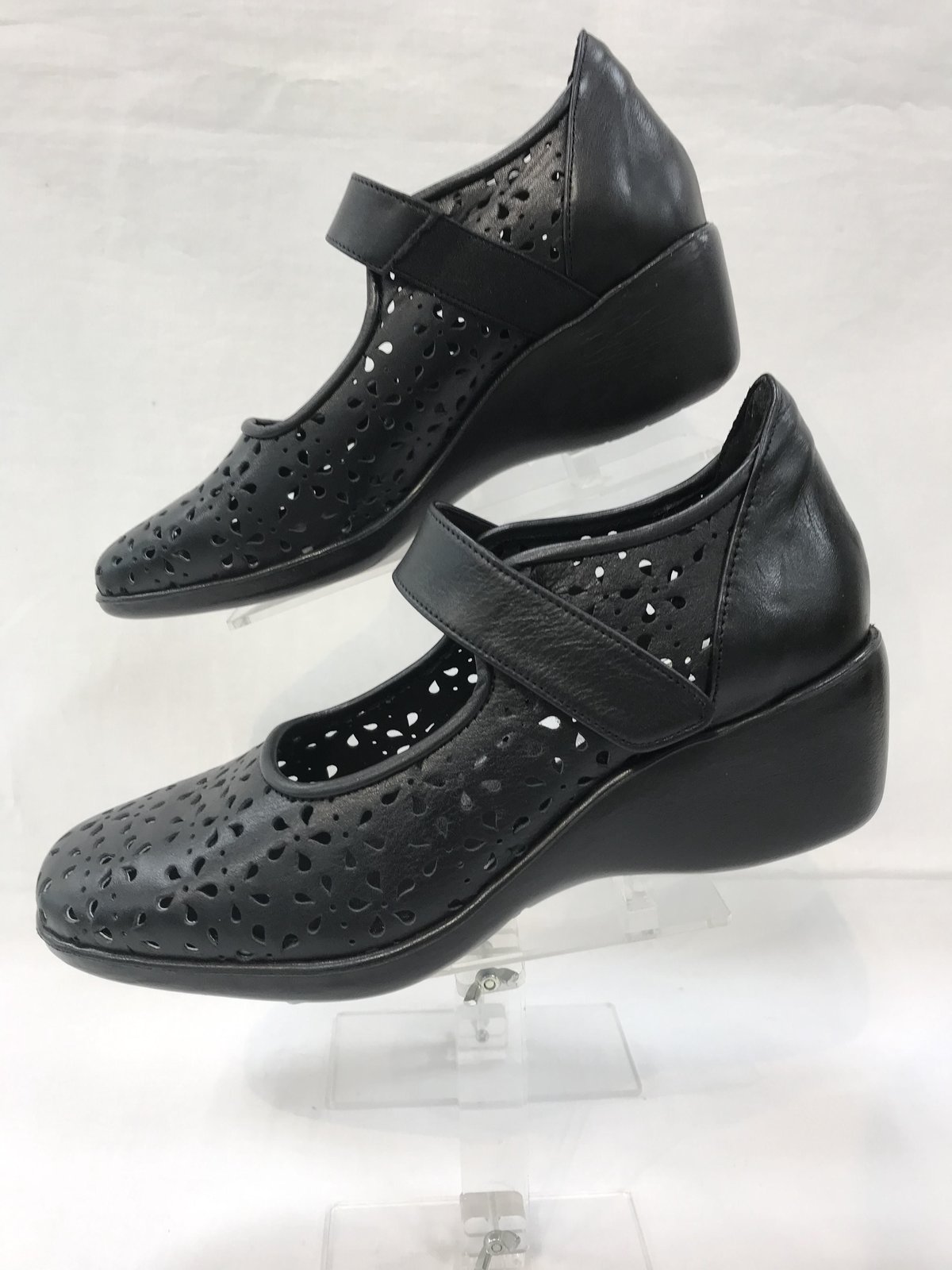 FIZZ REEN】フィズリーン パンチング4Eパンプス | Andante FIZZ REEN【フィズリーン】本革 花モチーフパンプス 23.0cm EEE
