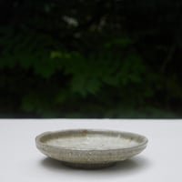 【通販】クヌギ灰釉5寸皿｜亀田大介