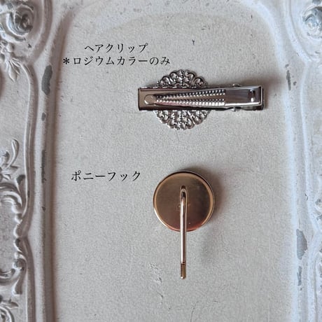 インド刺繍×ボタンヘアアクセサリー　NO.1
