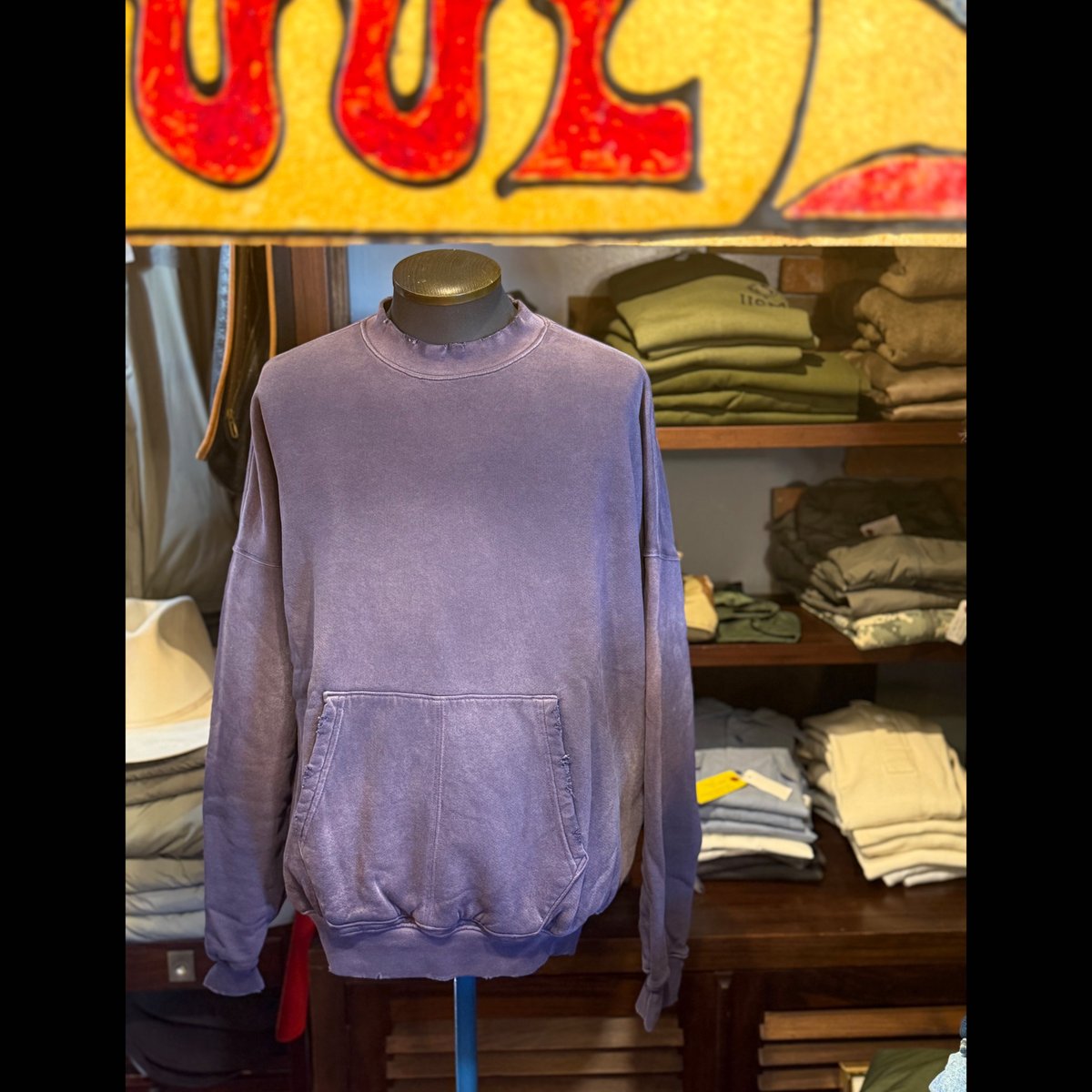 MOOJI MOOJI】OVERSIZE KANGAROO POCKET CREW AGED