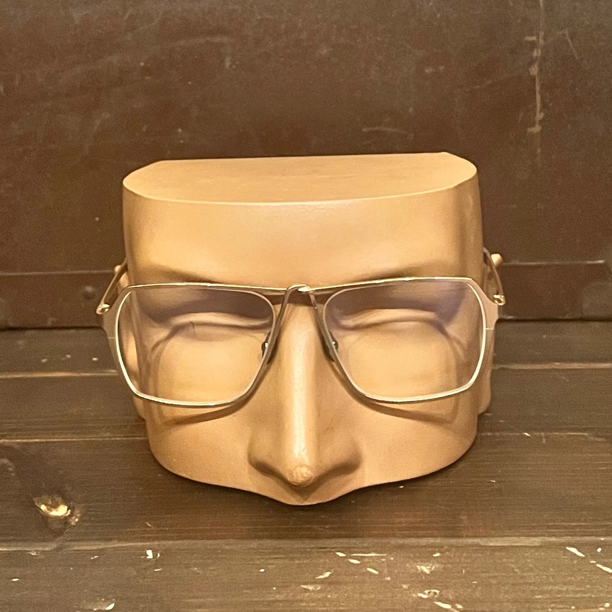 VERONIKA WILDGRUBER】 WAYNE | BAKU STORE 