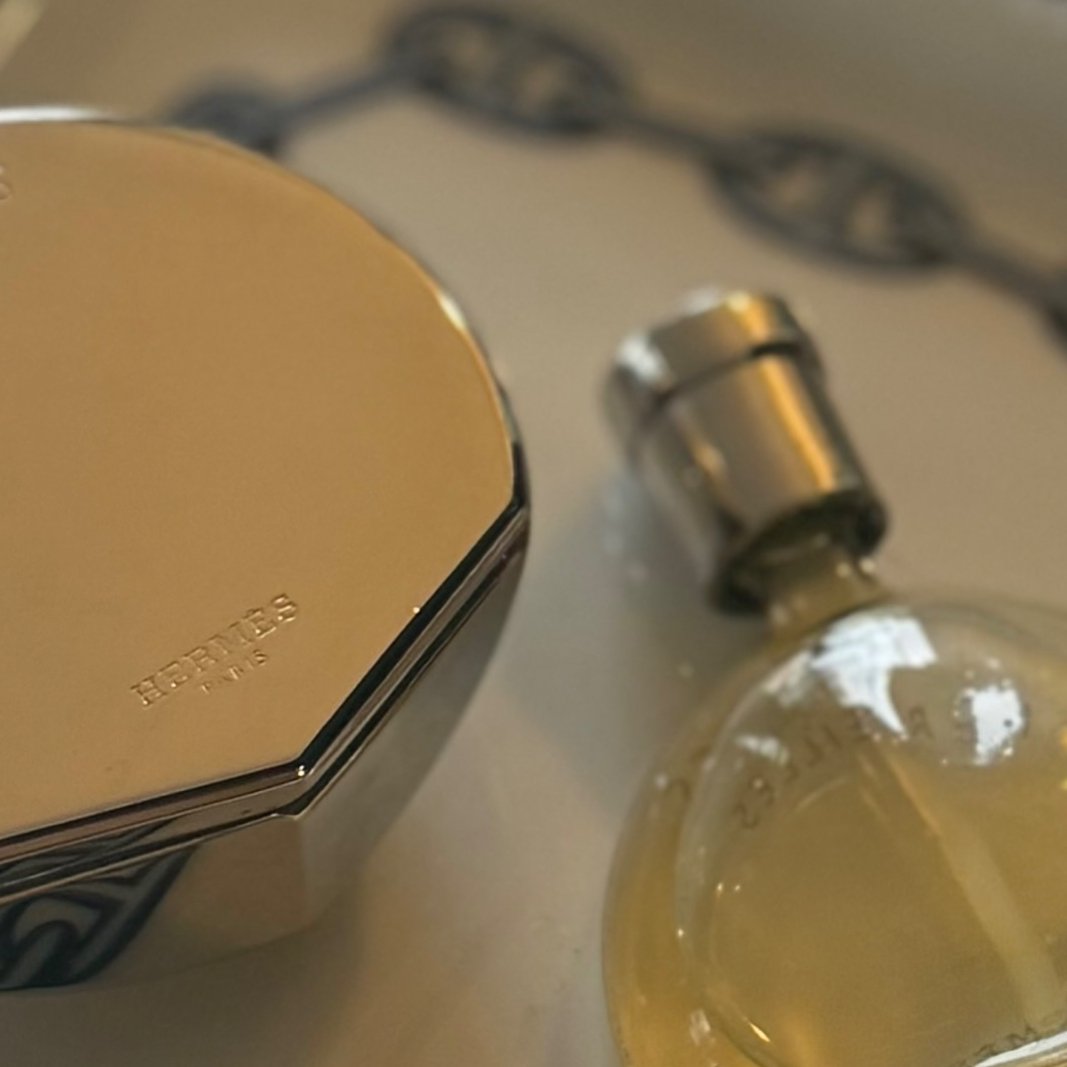HERMES】Perfume Bottle Necklace | BAKU STORE