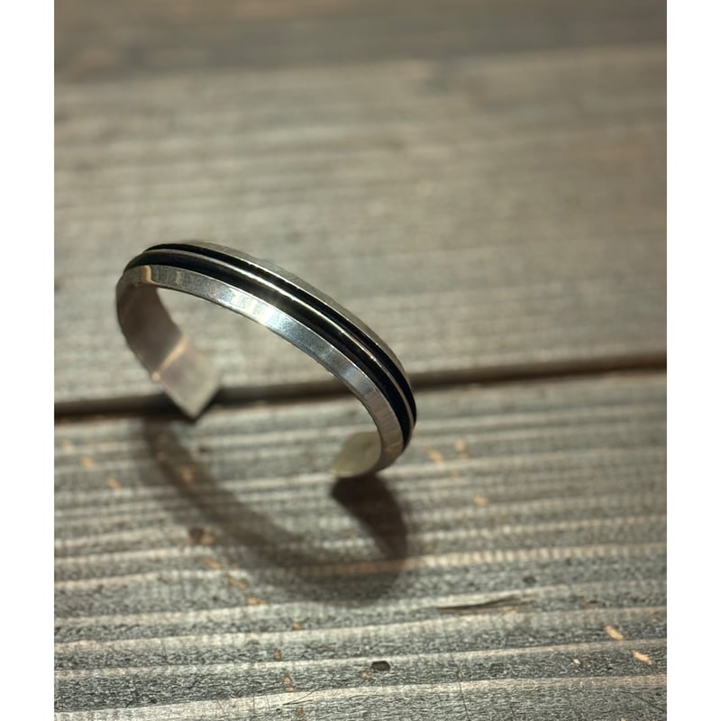 Indianjewelry“TOM HAWK”バングル | BAKU STORE