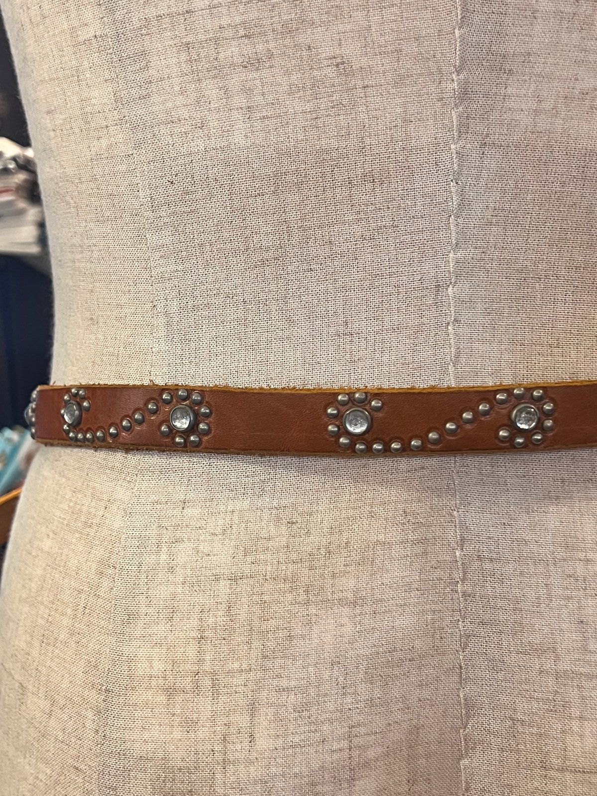 HTC】studs belt “32インチ” | BAKU STORE