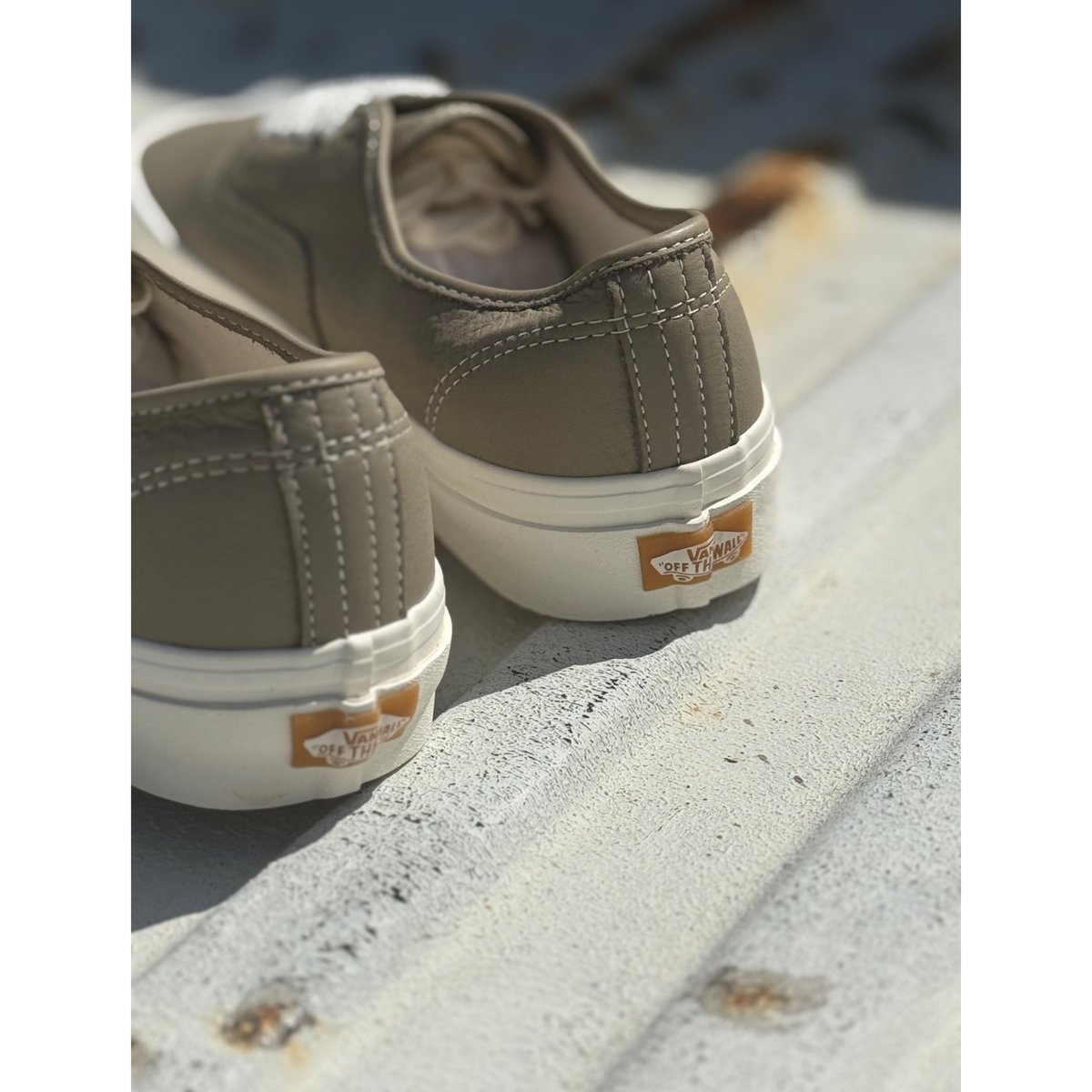 VANS】Authentic 44 Dx Eco Theory Leather Cobble