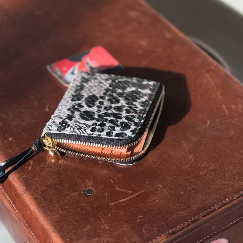 BRÚ NA BÓINNE】ルーラプーラパイソンスモールウォレット | BAKU STORE