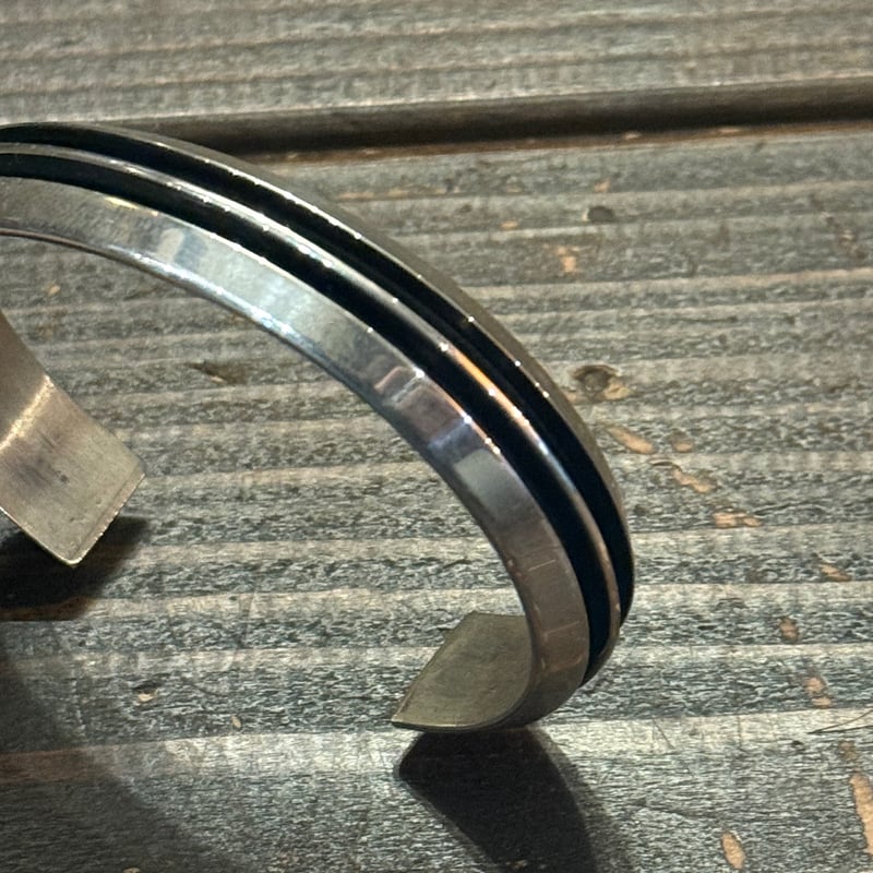 Indianjewelry“TOM HAWK”バングル | BAKU STORE