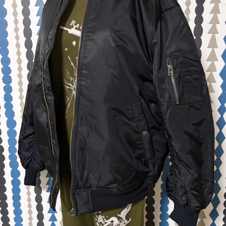 MA-1ジャケット