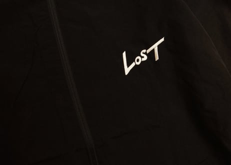 LOST EMB NYLON SETUP【JACKET+PANTS】