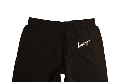 LOST EMB NYLON SETUP【JACKET+PANTS】