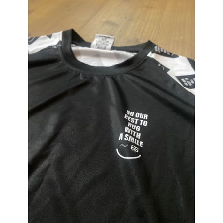 ハグ | HUG 昇華Tシャツ