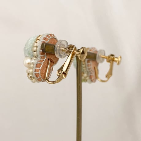 【 tsubomi 】ピアス・イヤリング_ kusumi mint