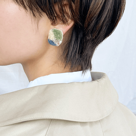 【全2色】Canvas ピアス・イヤリング