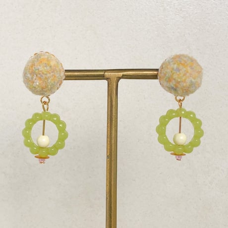 fluffy jewel / retro spring ピアス