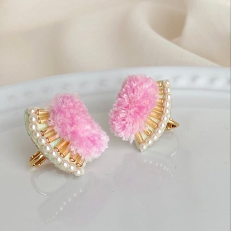 【全4色】fin ピアス・イヤリング