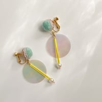 fluffy jewel / line & circle 刺繍イヤリング