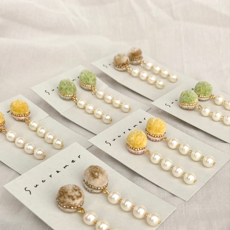 ふわふわ刺繍のピアス・イヤリング/ green×pearl | sucramer