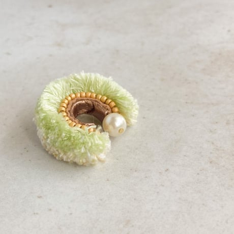 fluffy ear cuff _ light green×multi color