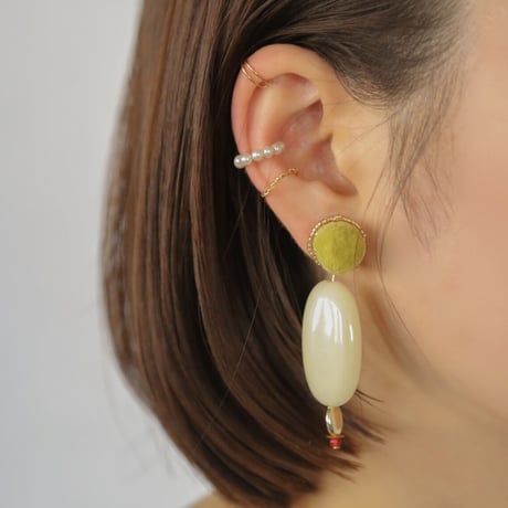 fluffy jewel / pistachio 刺繍ピアス