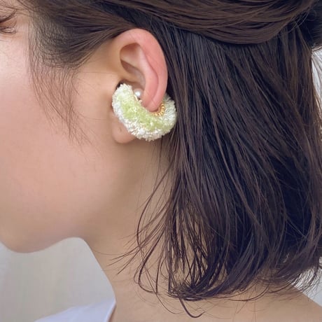 fluffy ear cuff _ light green×multi color