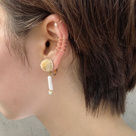 fluffy jewel / yellow marble 刺繍イヤリング