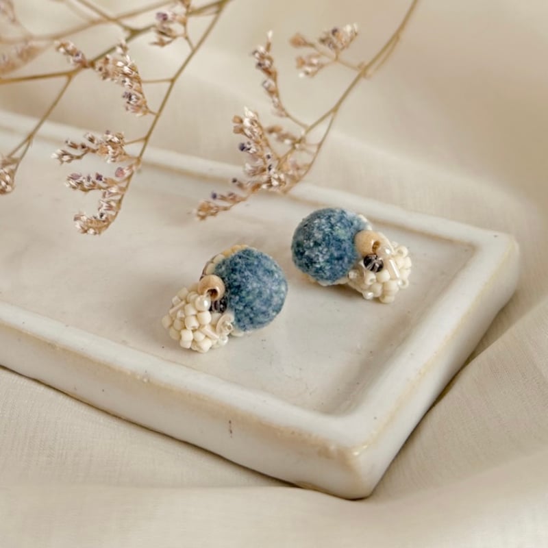 夏色つぼみカットのピアス 14kgf/ [薔薇の蕾]ルビーフラワーバッドx