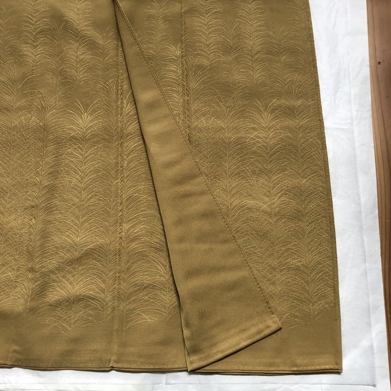 袷 色無地 黄土色地 槇の地模様 家紋 木瓜 NAM-6 | リサイクルの着物屋